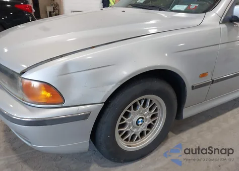 1998 BMW 528I z USA, uszkodzony, nr VIN WBADD6325WBW31780